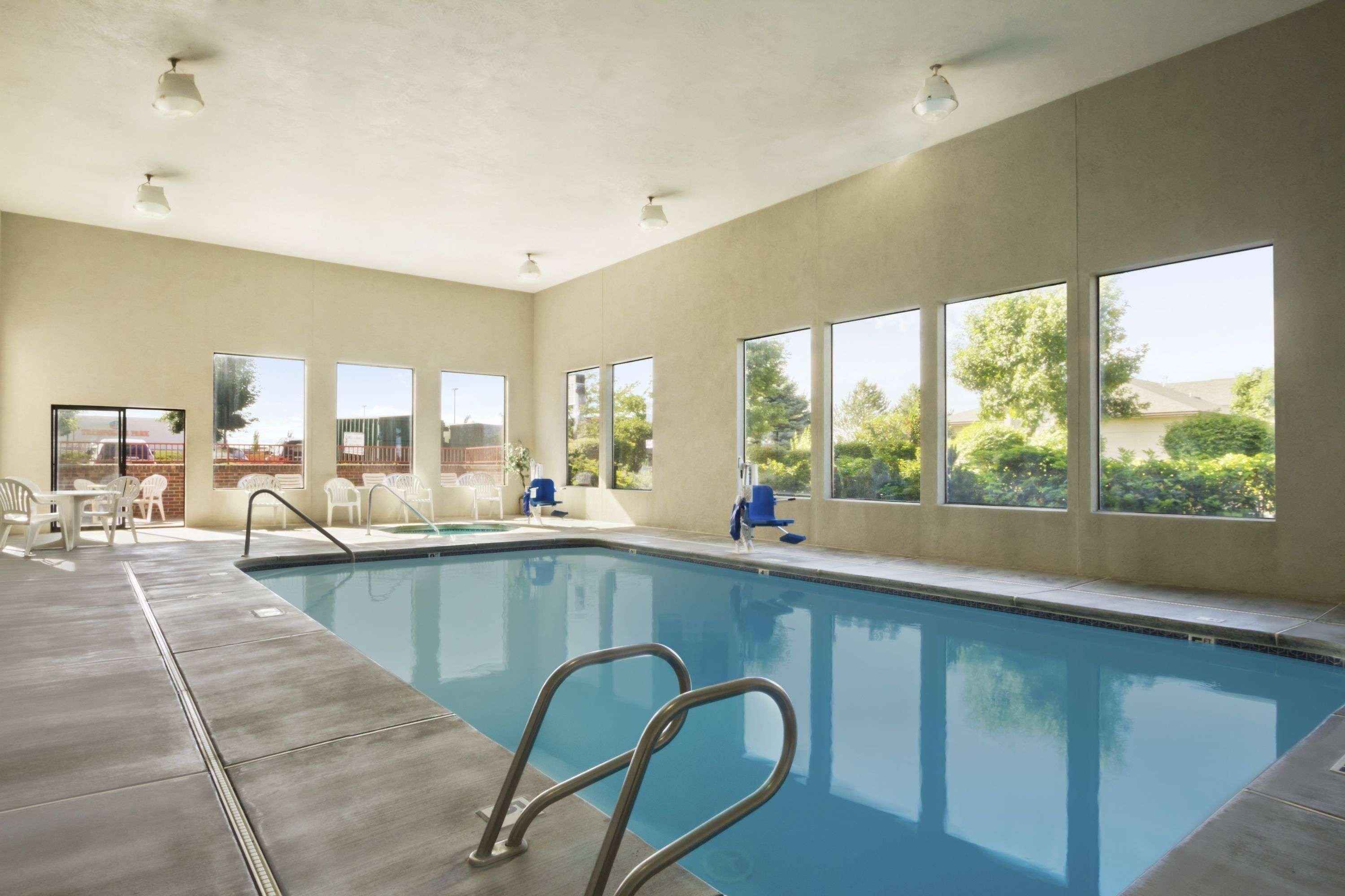Motel Super 8 By Wyndham Kennewick Extérieur photo